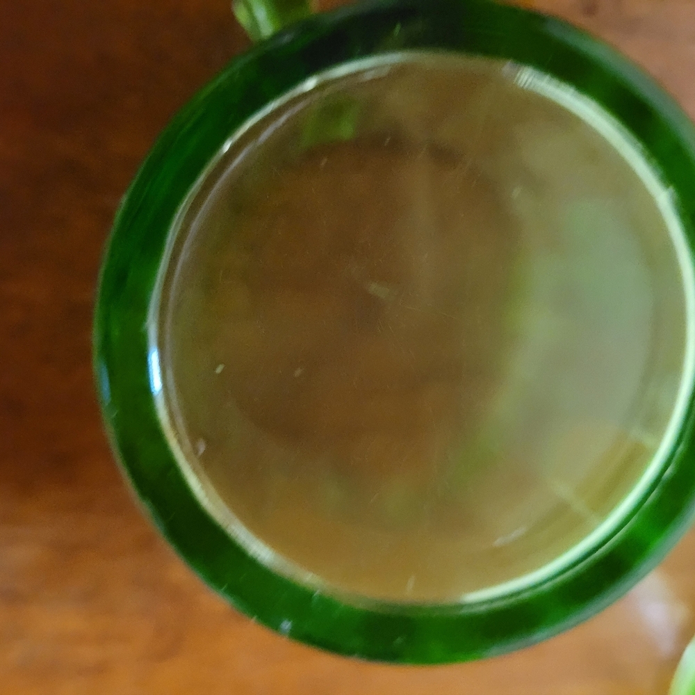 Vintage Green Glass Uranium Creamer and Sugar Set (114) - Picture 5 of 5